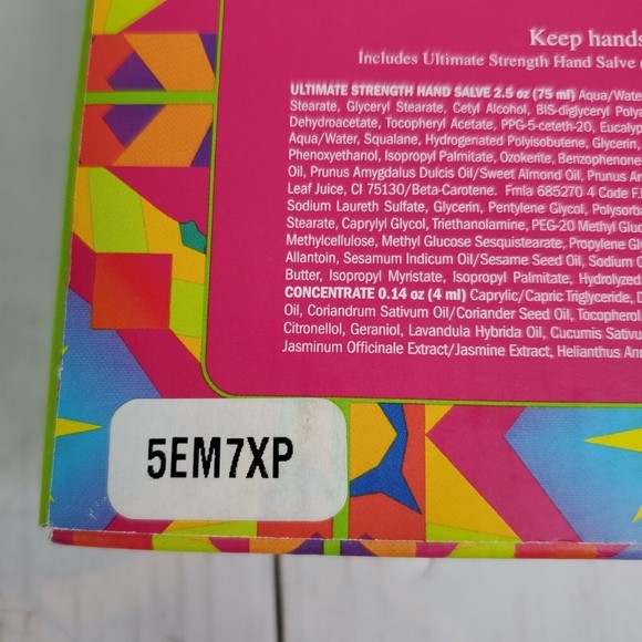 Kiehls Nourishing Essentials Hands Hydrated Skin Moisturized Peter Max - Picture 6 of 10